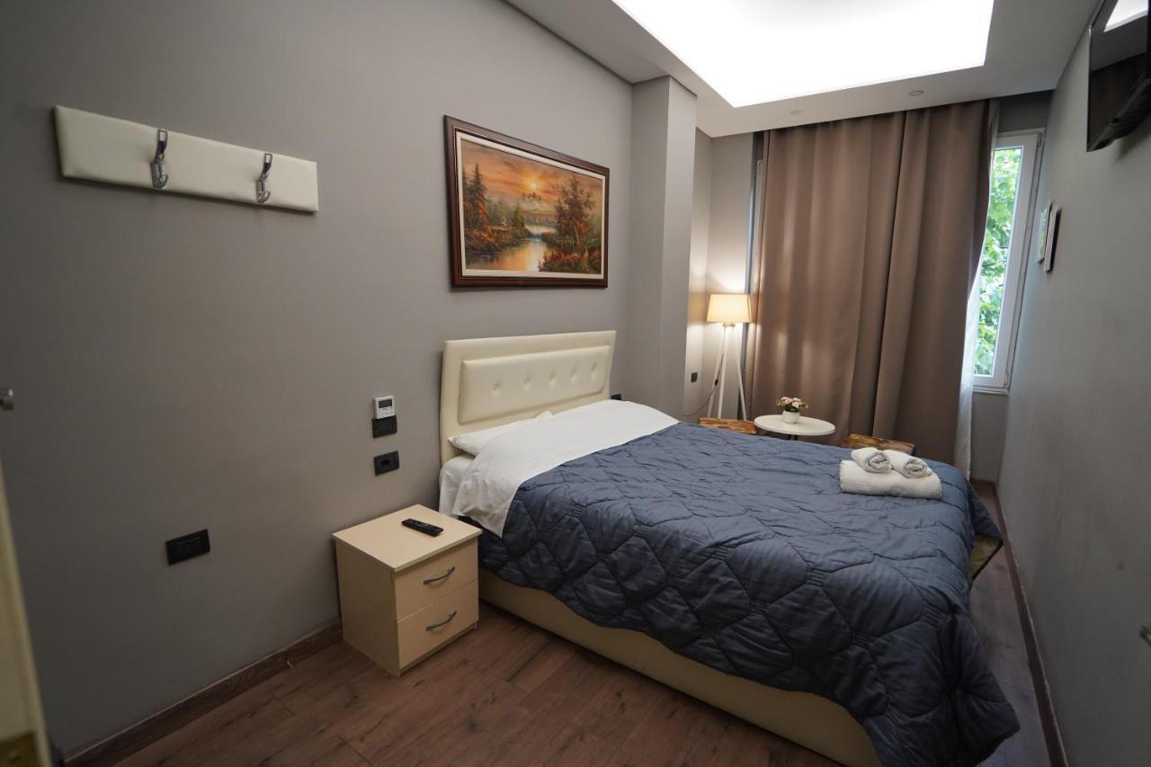 Driti Hotel Tirana Albania Luaran gambar