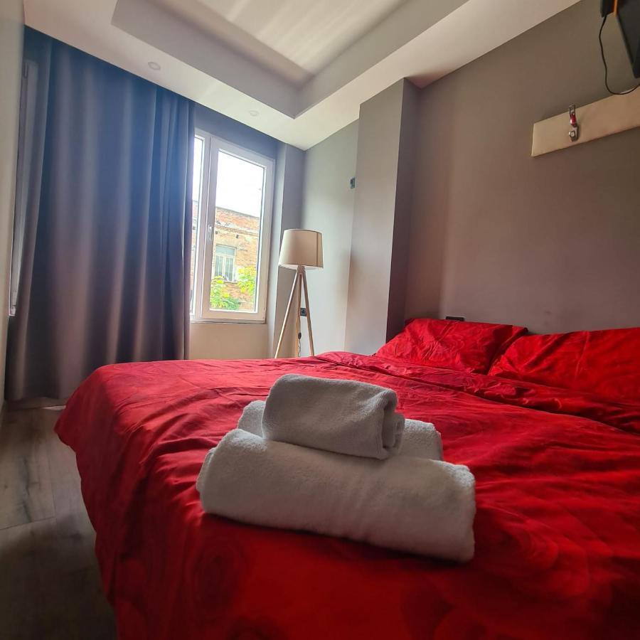 Driti Hotel Tirana Albania Luaran gambar