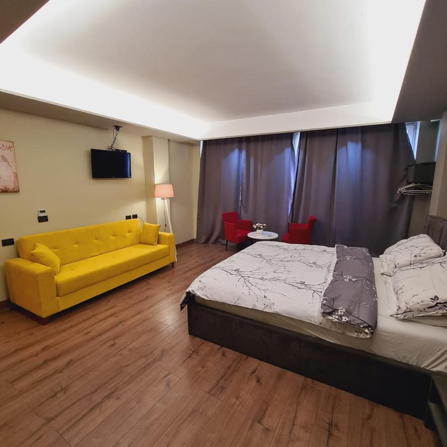 Driti Hotel Tirana Albania Luaran gambar